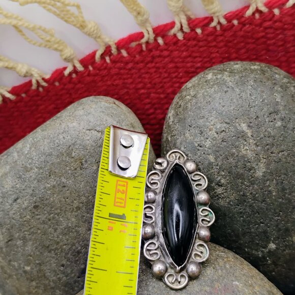 Vintage Mexico Silver Adjustable Black Onyx Ring Intricate Scroll Design Unisex - Picture 3 of 7